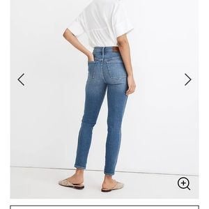 10” high-rise skinny crop jeans